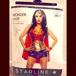 Wonder Woman Costume, Size M